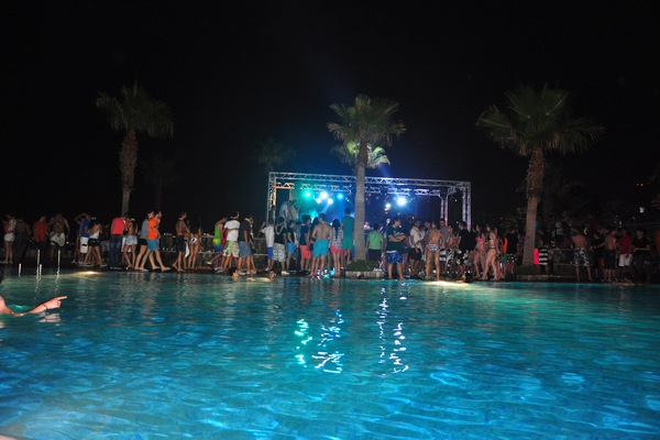 Promo Antoura at Cyan